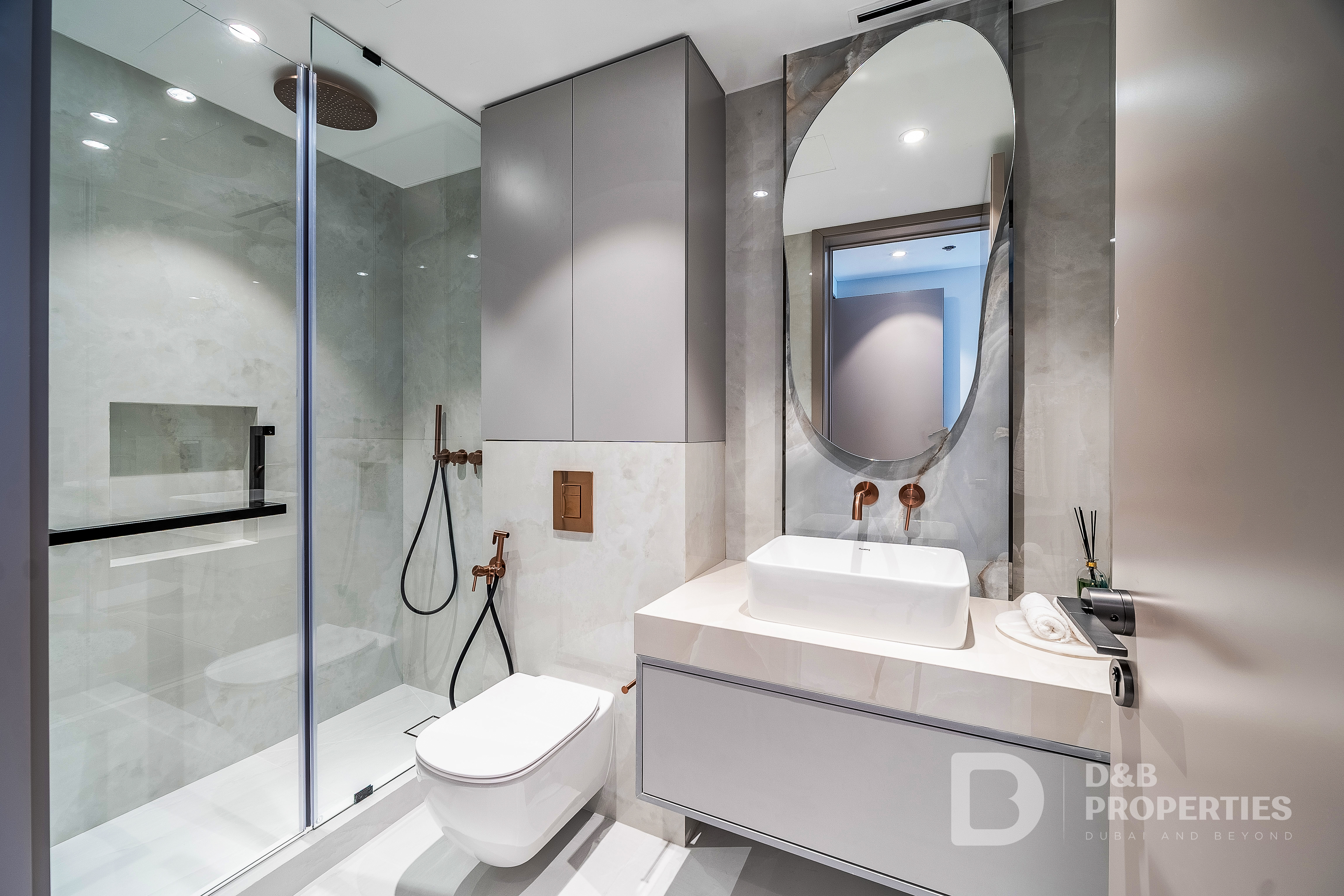4 BHK Combined Unit | Vacant | Penthouse