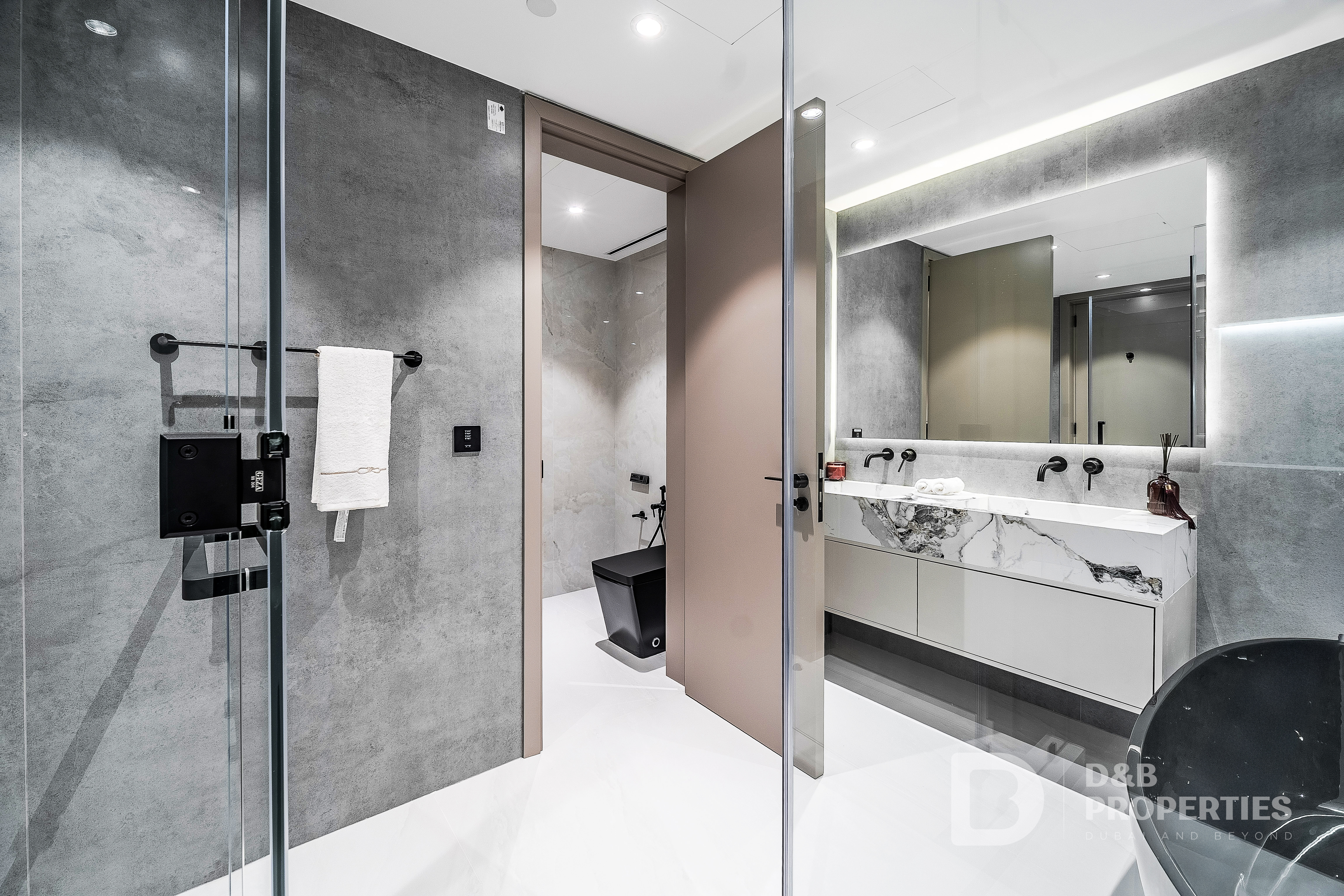 4 BHK Combined Unit | Vacant | Penthouse