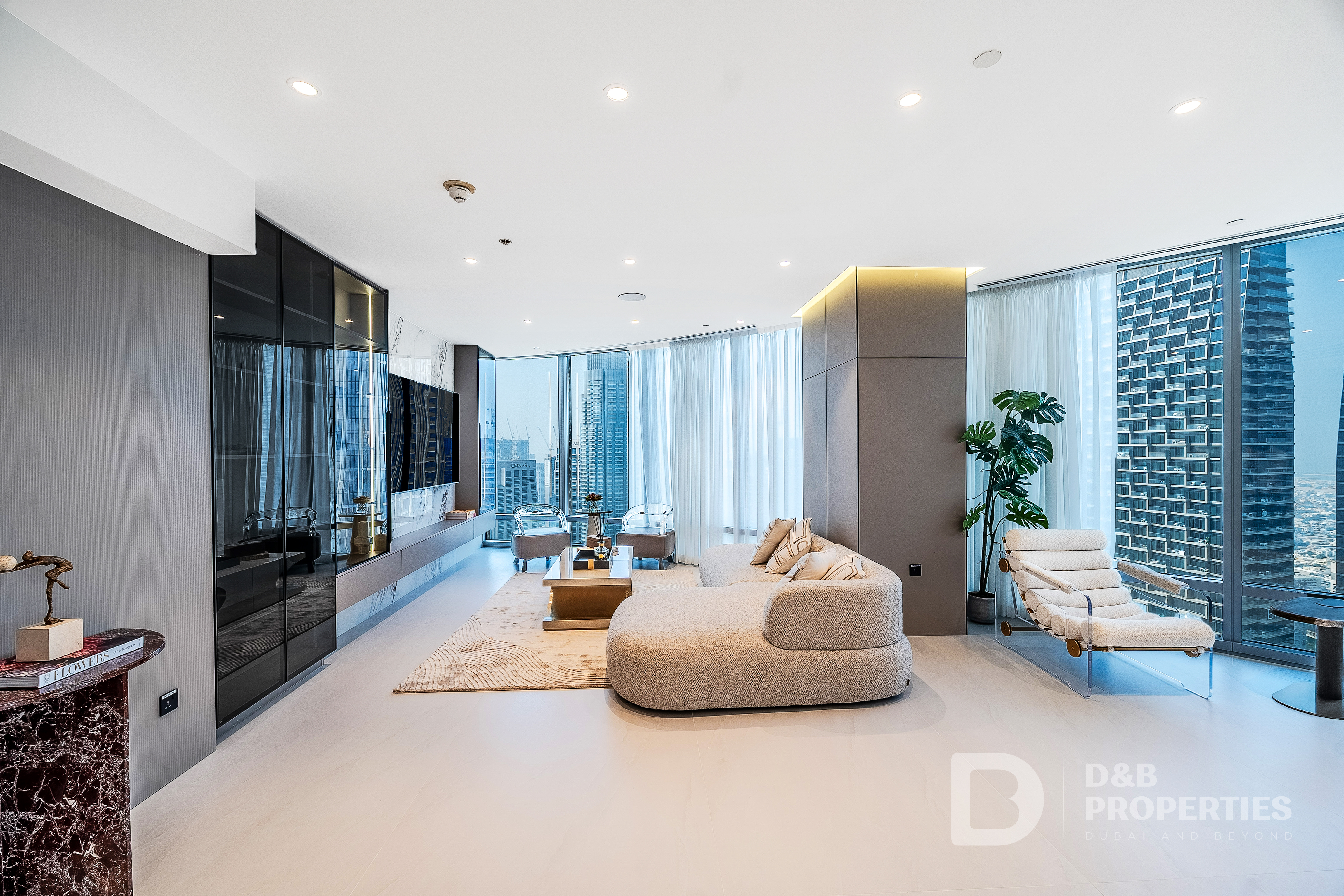4 BHK Combined Unit | Vacant | Penthouse