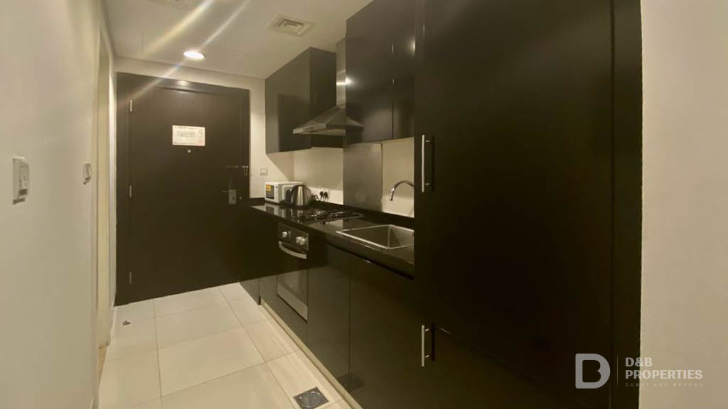 Prime Location | High Floor | Multiple cheques
