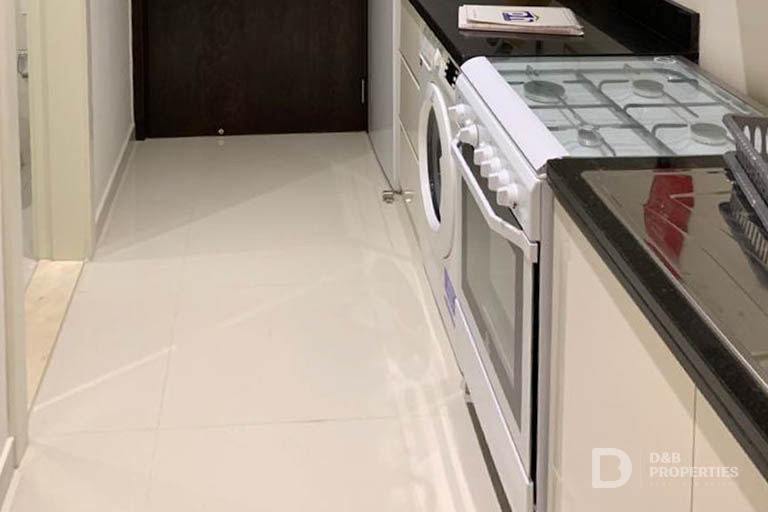 Prime Location | High Floor | Multiple cheques