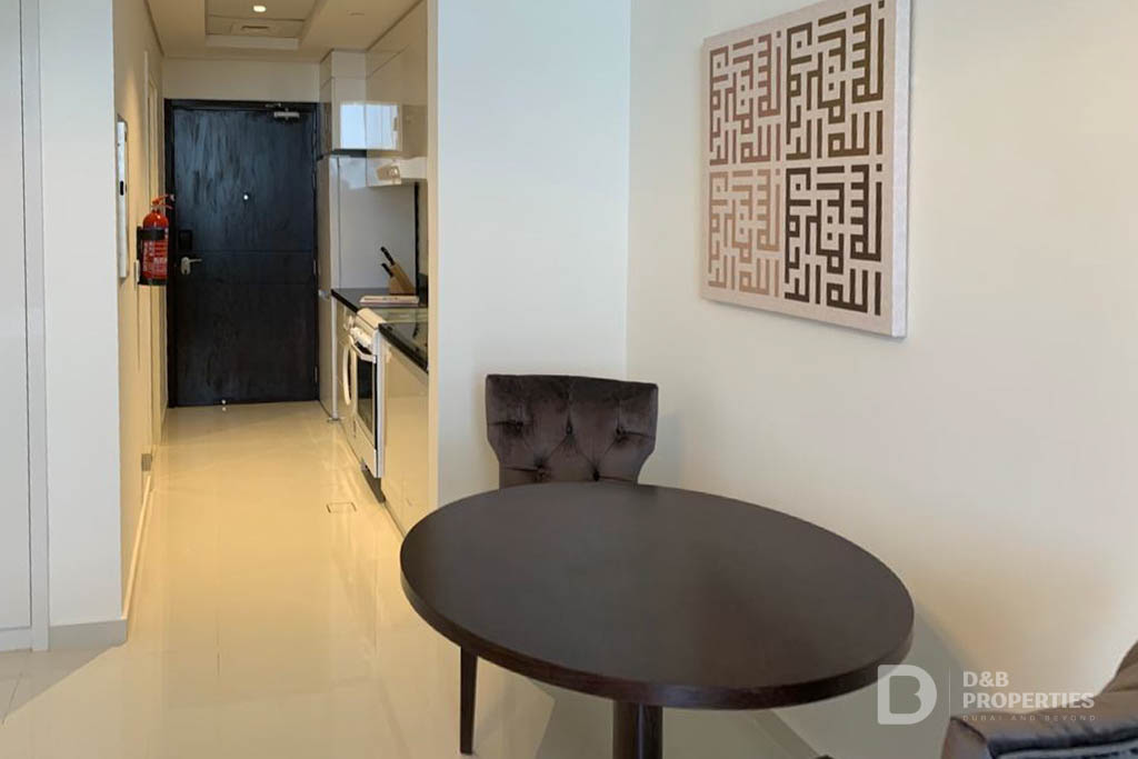 Prime Location | High Floor | Multiple cheques