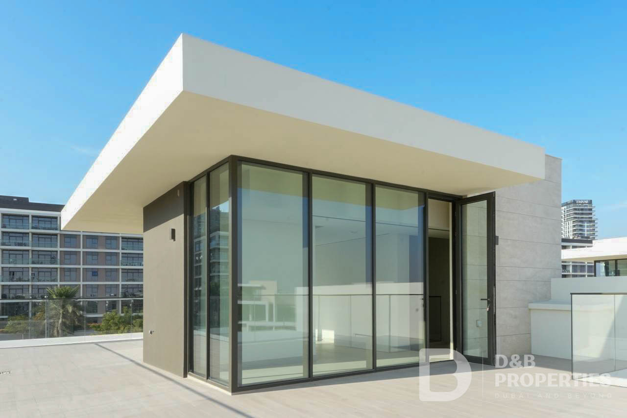Vacant | Luxury 5 Bedroom Villa | Brand New