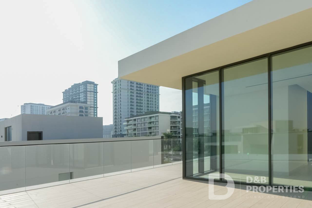 Vacant | Luxury 5 Bedroom Villa | Brand New