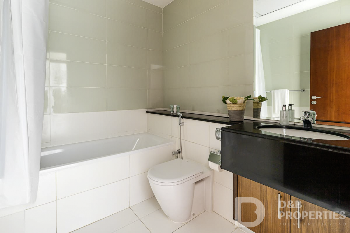 High Floor | Furnished | Vacant | Upgraded