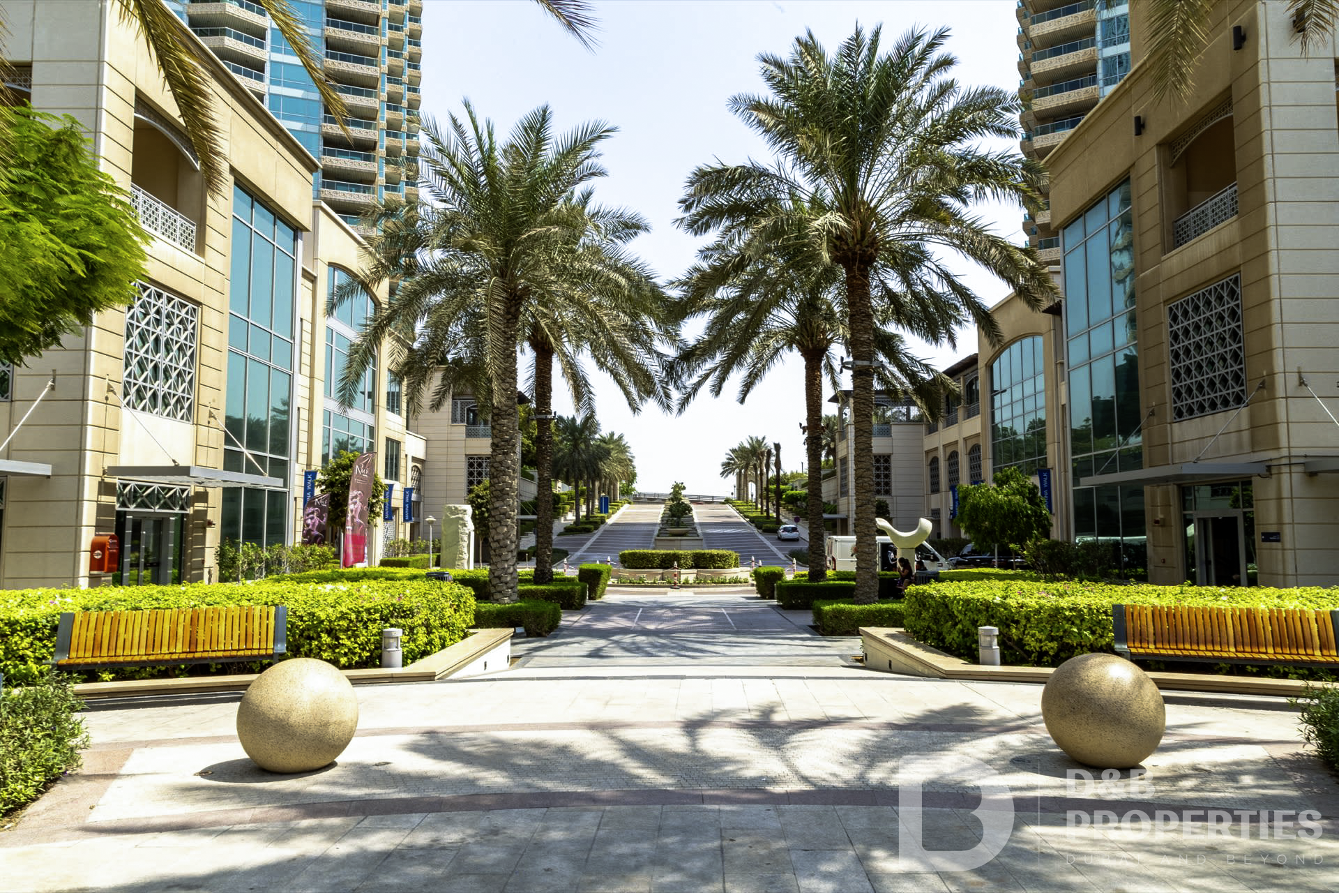 High Floor | Furnished | Vacant | Upgraded