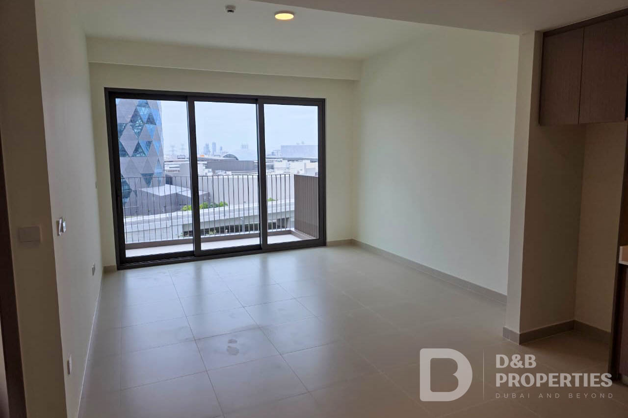 Brand New | Pool View | Flexible Cheques
