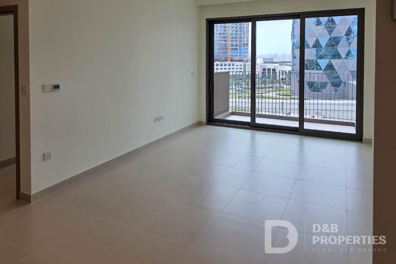 Brand New | Pool View | Flexible Cheques