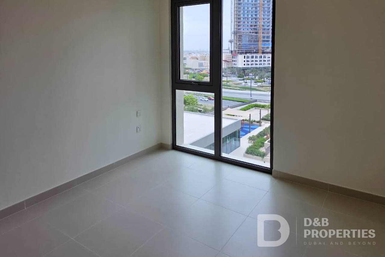Brand New | Pool View | Flexible Cheques