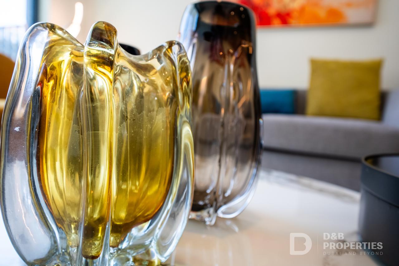 Bright | Stylish Apartment | Great Amenities
