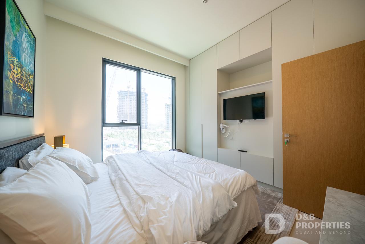 Bright | Stylish Apartment | Great Amenities