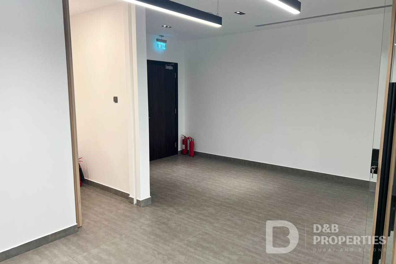 Unfurnished Office I Stunning View I Spacious
