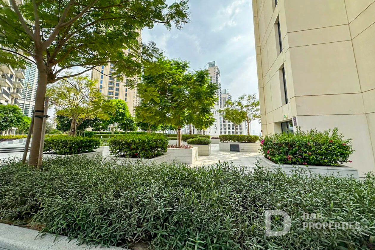 High-End | Park View | Bright Elegant Residence