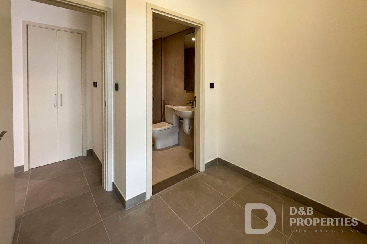 Close to Amenities | Landscaped | Modern Finish