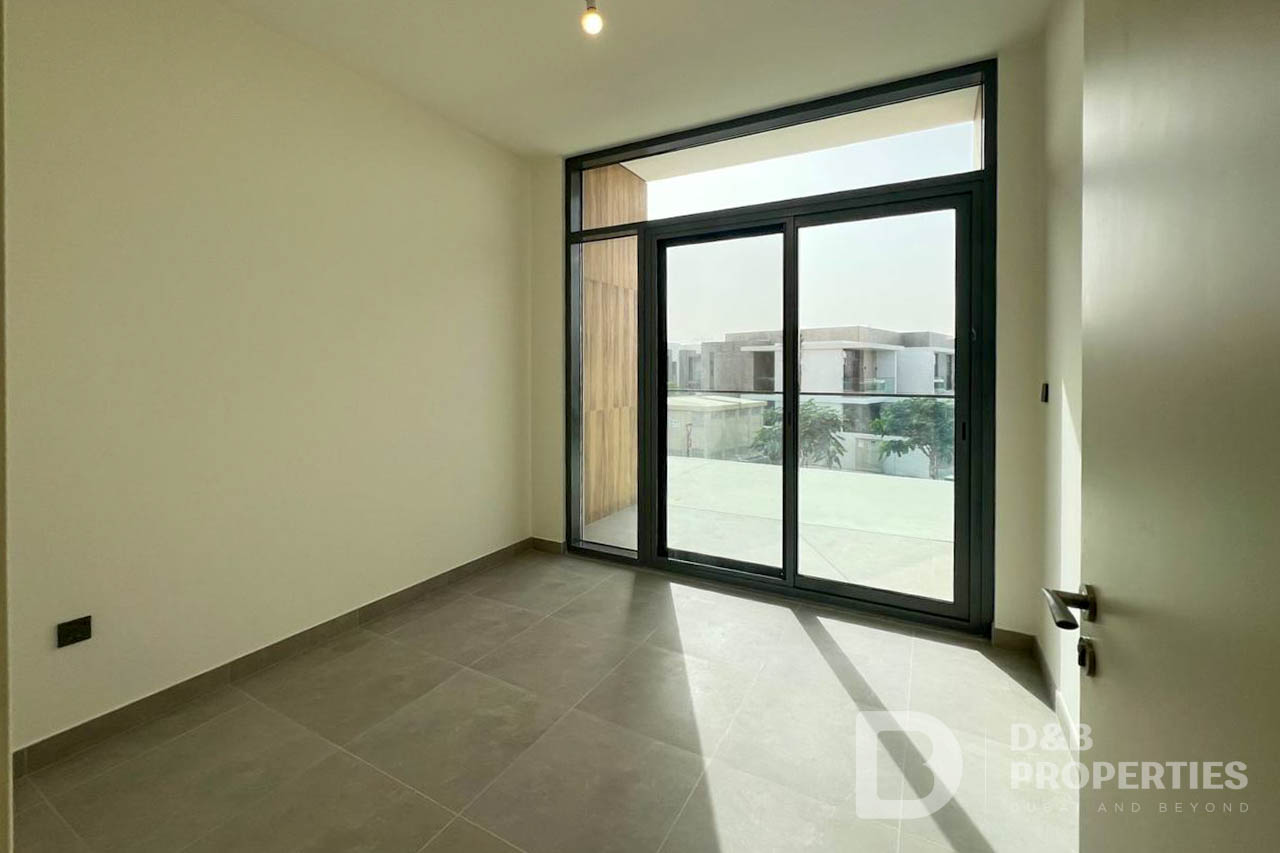 Close to Amenities | Landscaped | Modern Finish