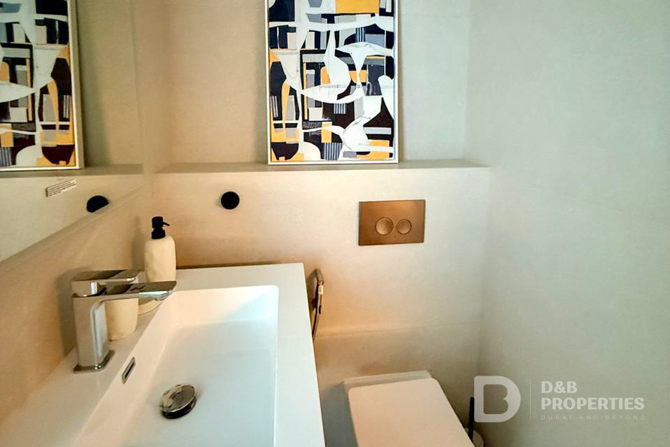 Luxury 2BR | Stunning Marina View Home