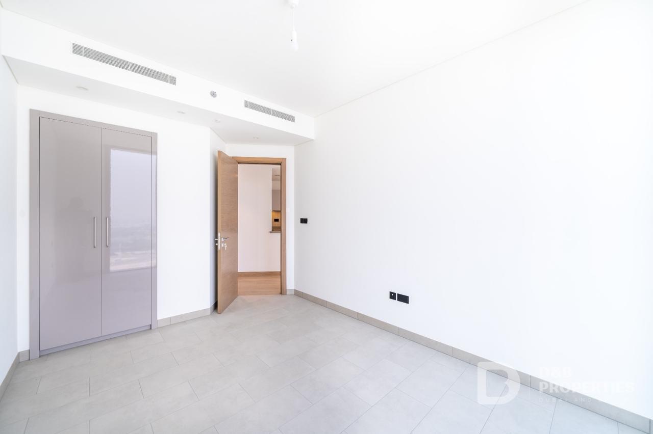 Separate kitchen | High Floor | Vacant