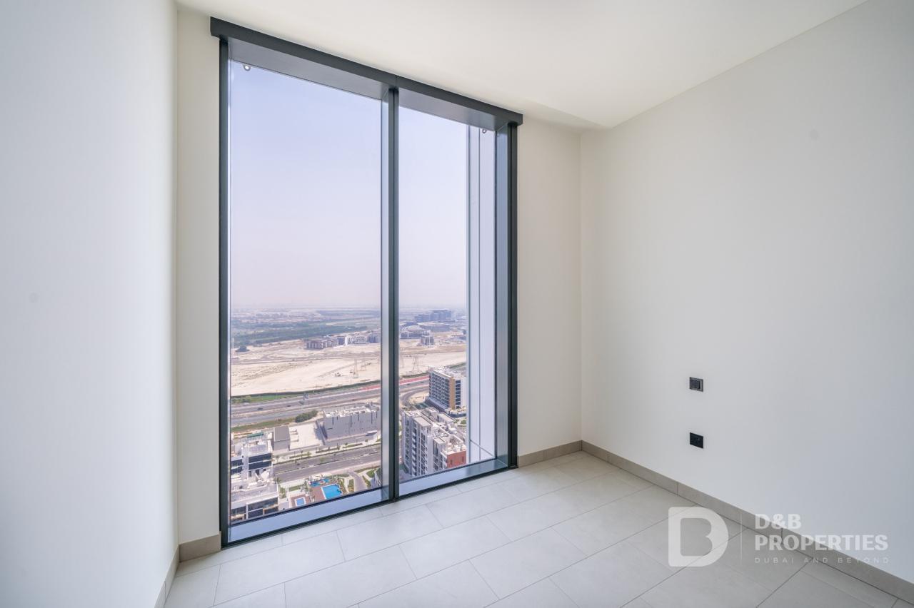 Separate kitchen | High Floor | Vacant