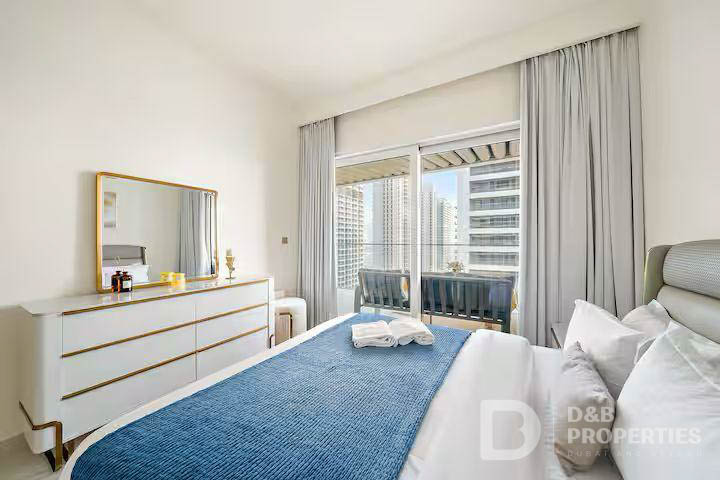 Luxurious 2 Bedroom | Sea View | Fully Furnished