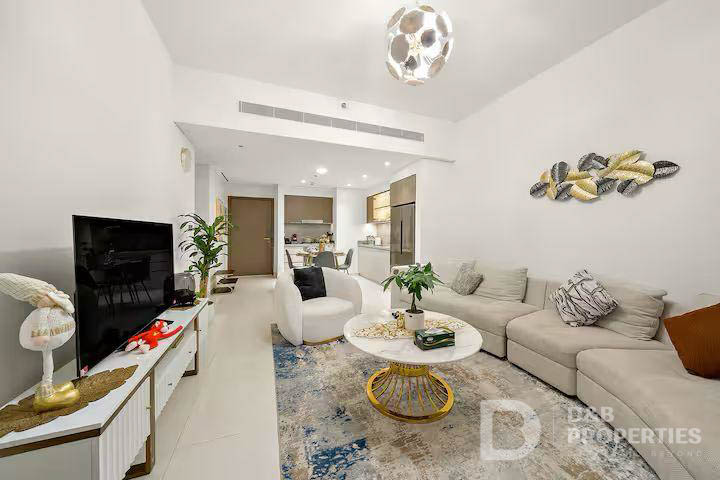 Luxurious 2 Bedroom | Sea View | Fully Furnished