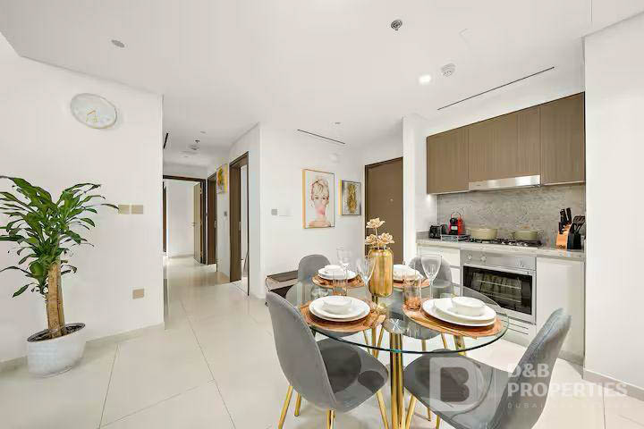 Luxurious 2 Bedroom | Sea View | Fully Furnished