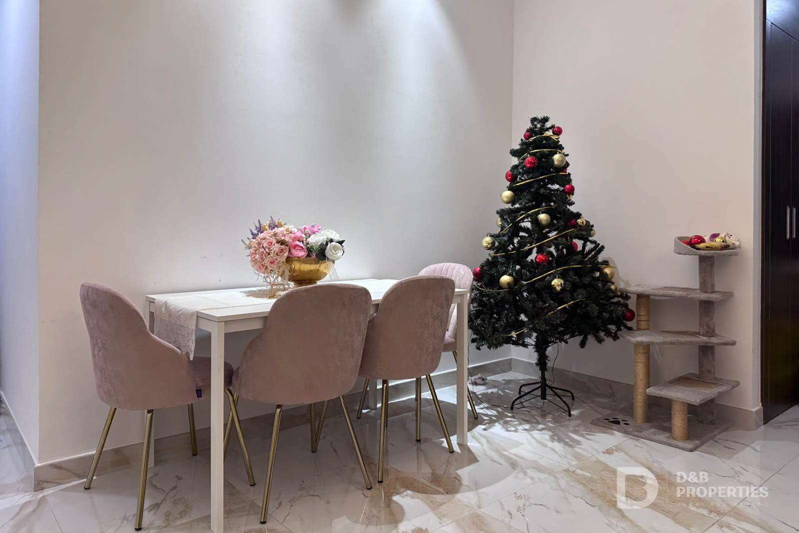 Upgraded | Fully Furnished | High Floor