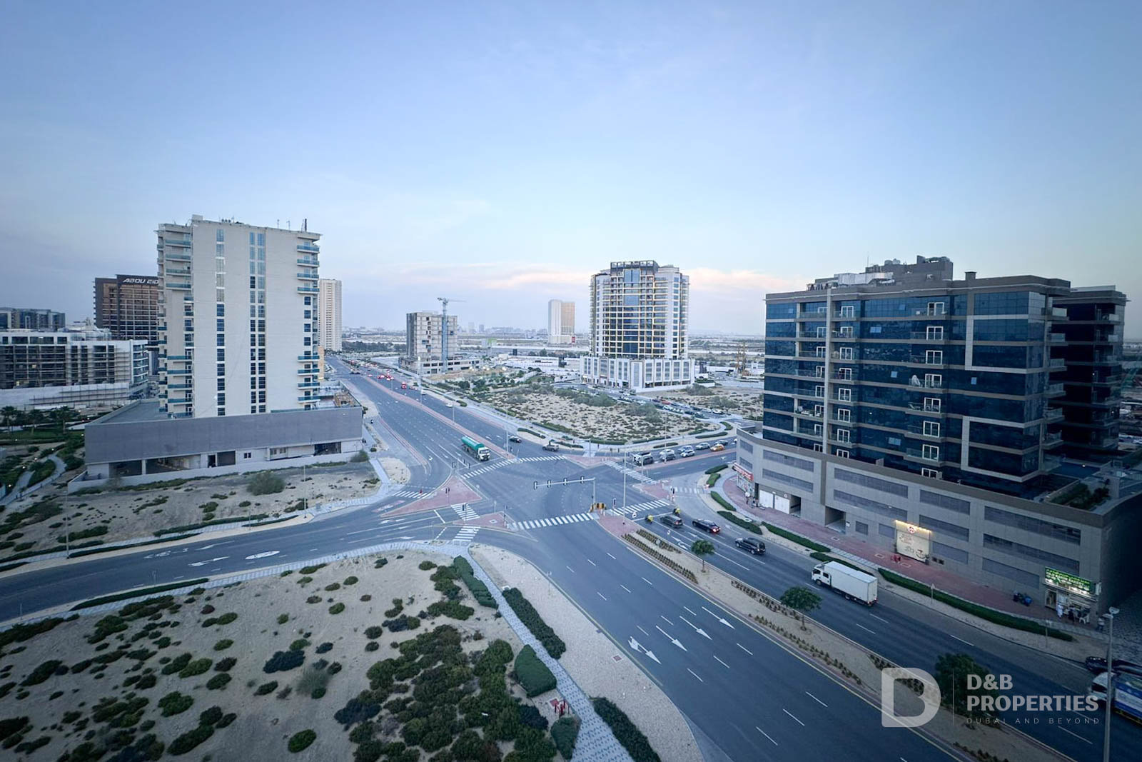Upgraded | Fully Furnished | High Floor