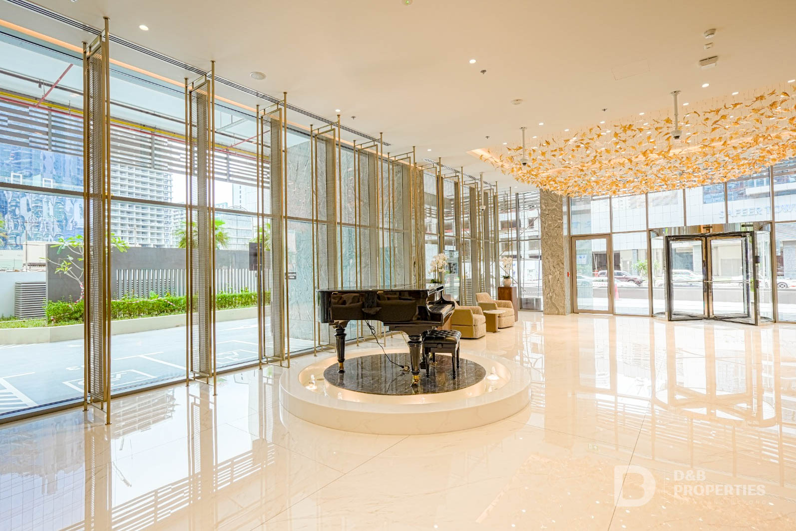 BRAND NEW | FURNISHED | LOWER FLOOR