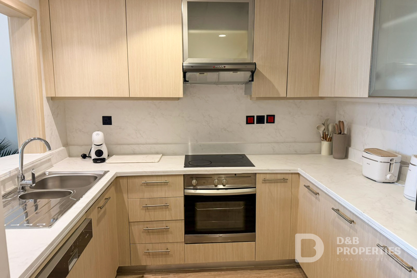 Fully Furnished | Vacant | Prime Downtown Location