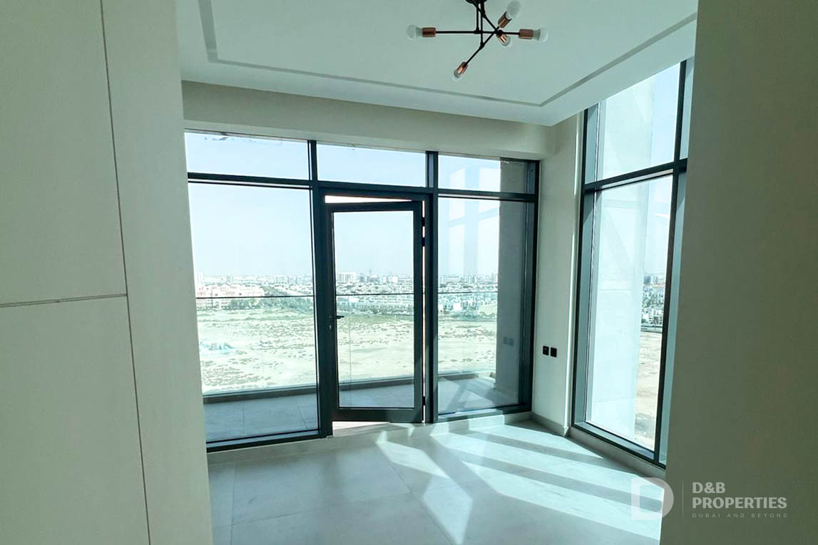 SPECTACULAR VIEW | METRO PROXIMITY | BRAND NEW