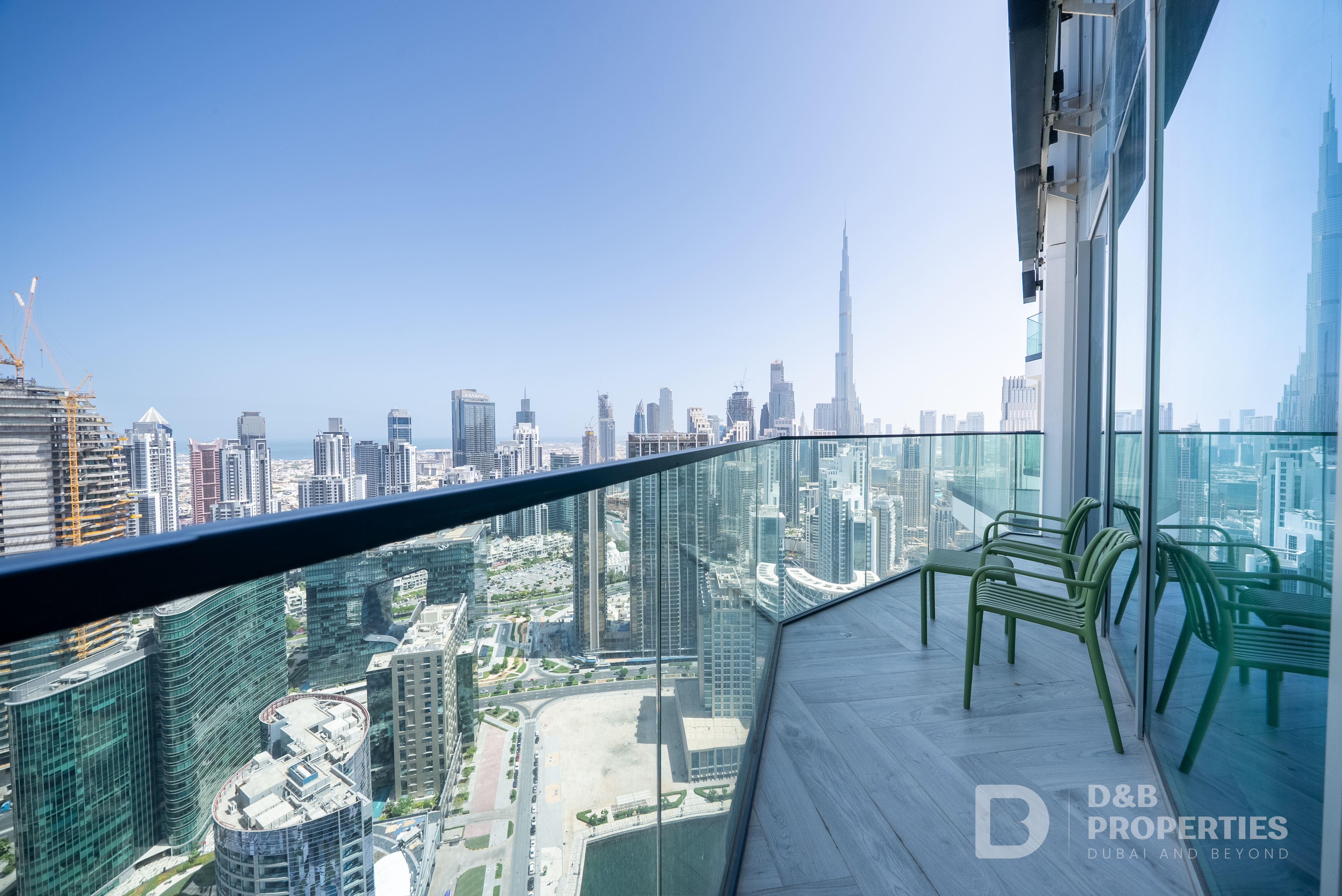 BURJ KHALIFA VIEW | UPGRADED | TOP FLOOR