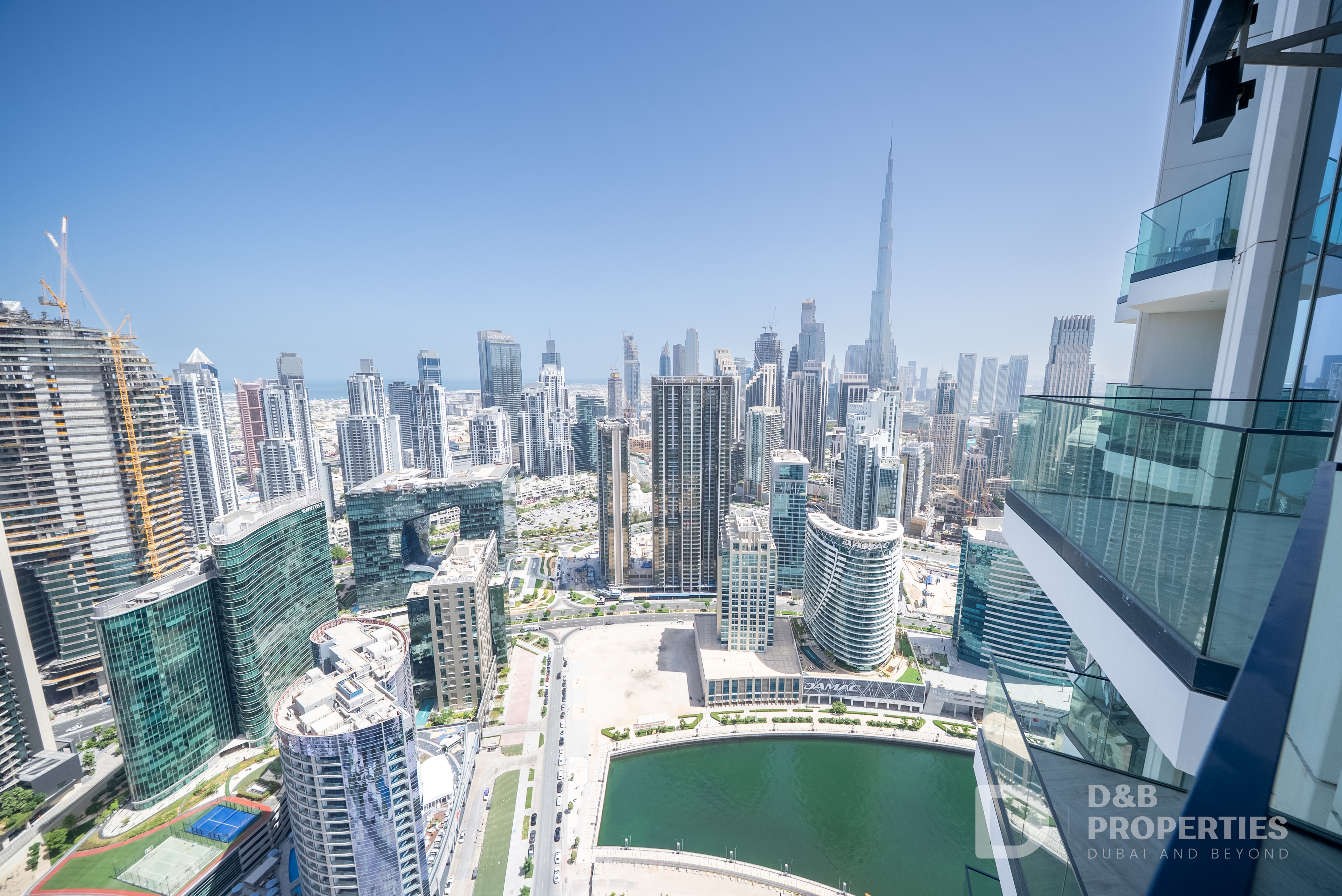 BURJ KHALIFA VIEW | UPGRADED | TOP FLOOR