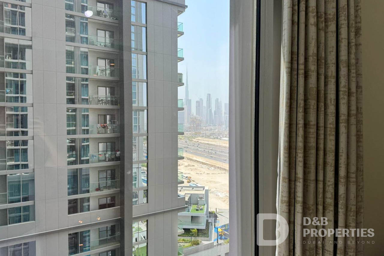 Burj View | Well Maintained | Open Kitchen