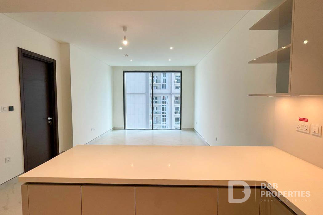 Creek View | Mid Floor | Prime quality