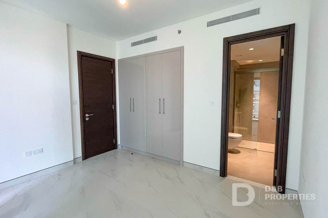 Creek View | Mid Floor | Prime quality