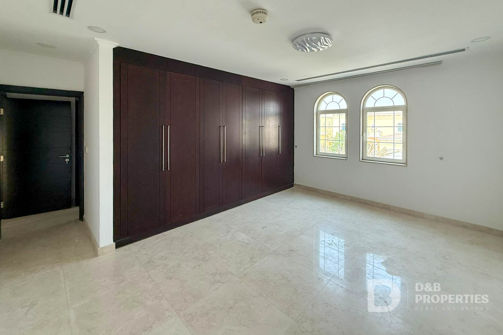Private Pool | Sauna | Spacious Layout