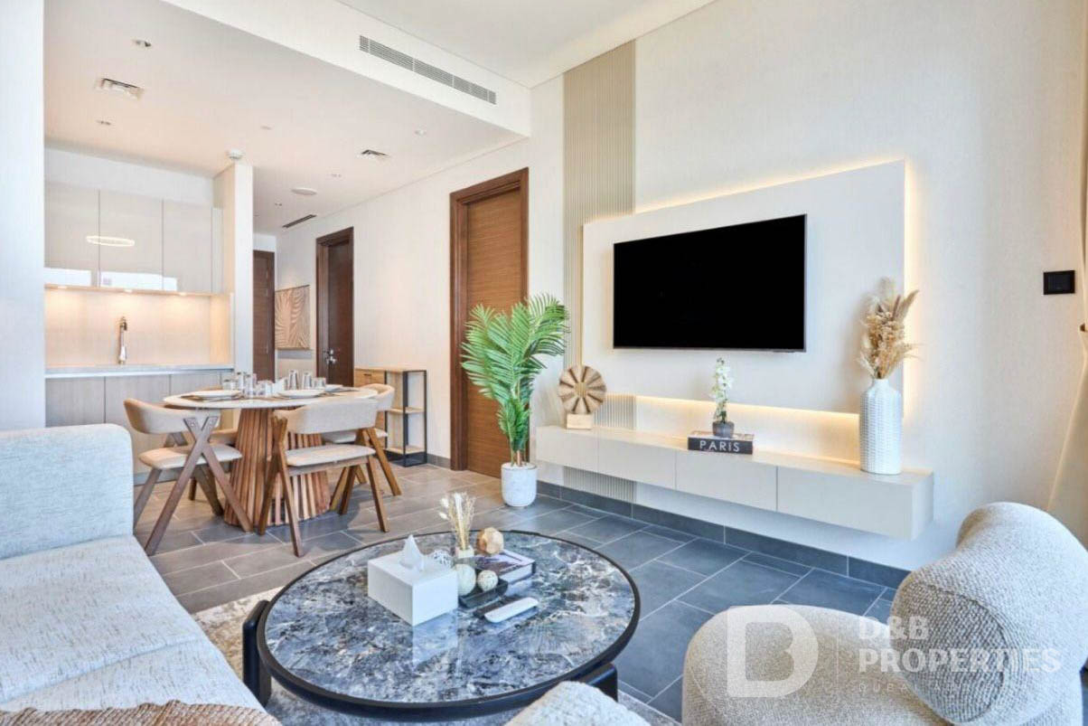 High Floor | Modern Design | Maid Room