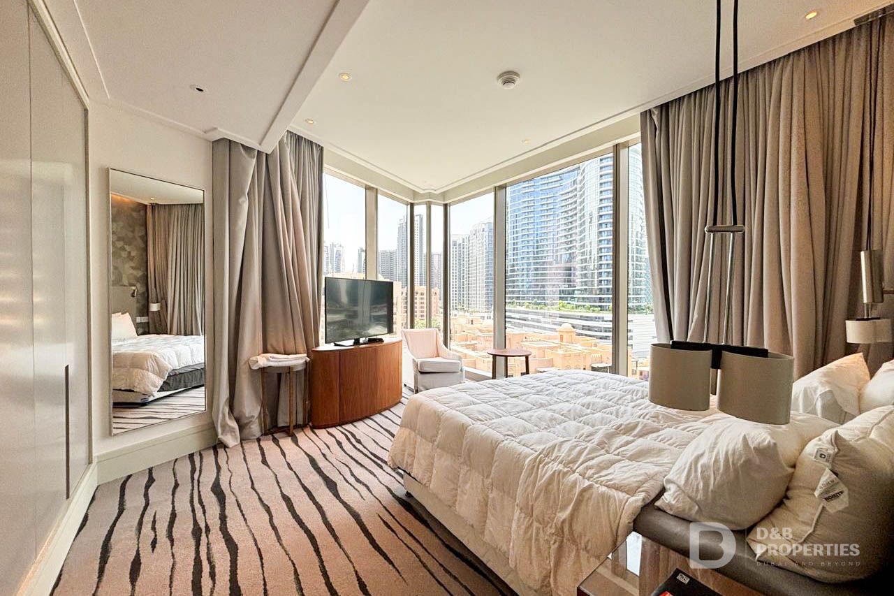 BURJ KHALIFA VIEW | STUDY ROOM | VACANT