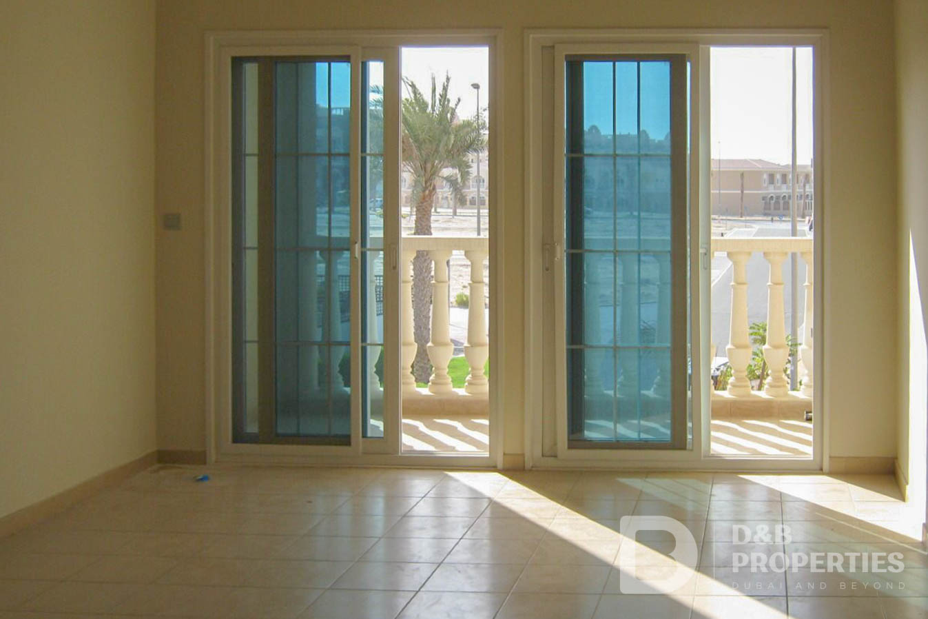 3 Bedroom Corner Villa | Vacant | Private Garden