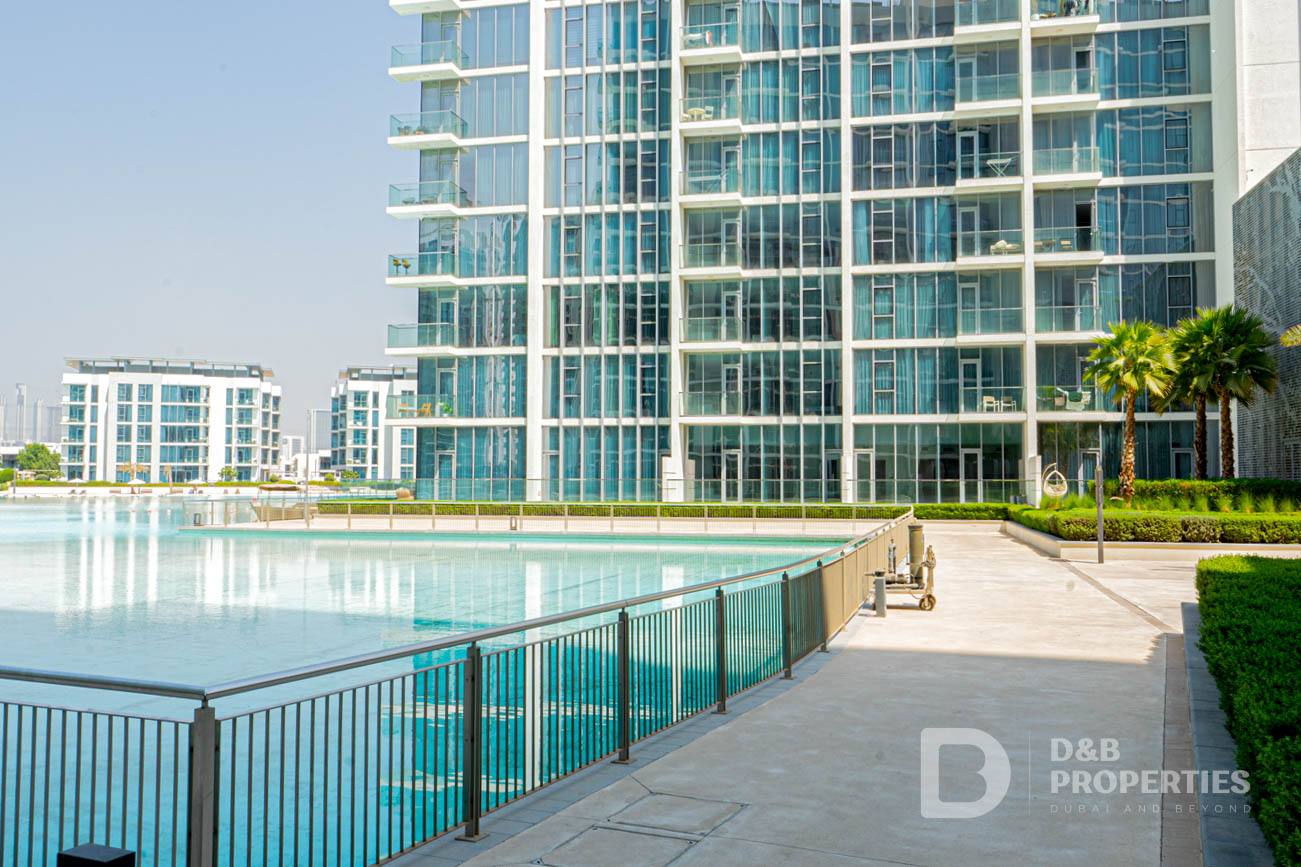 Spacious | High floor | Semi furnished