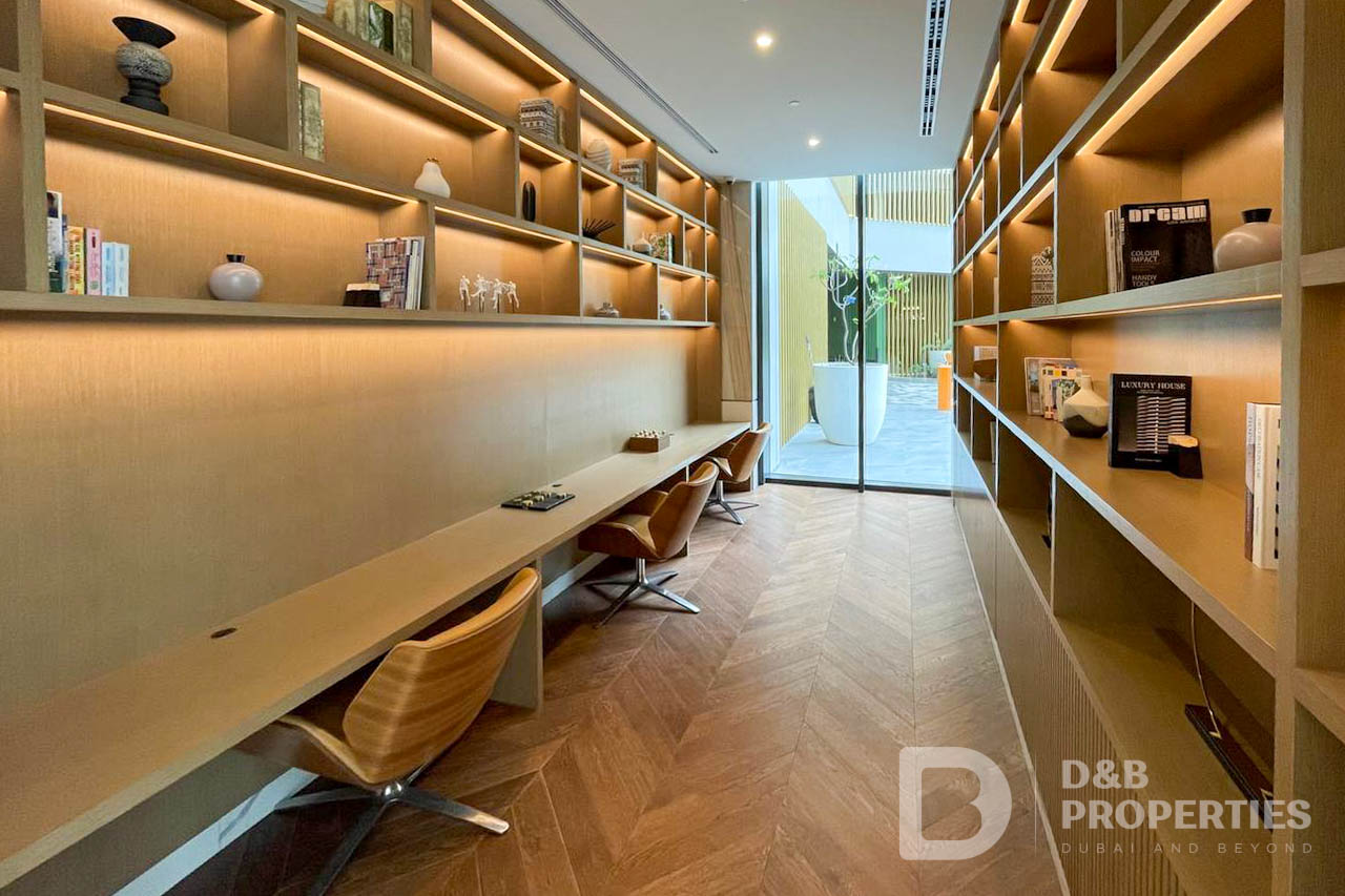 Low Floor | Unfurnished | Luxurious Amenities