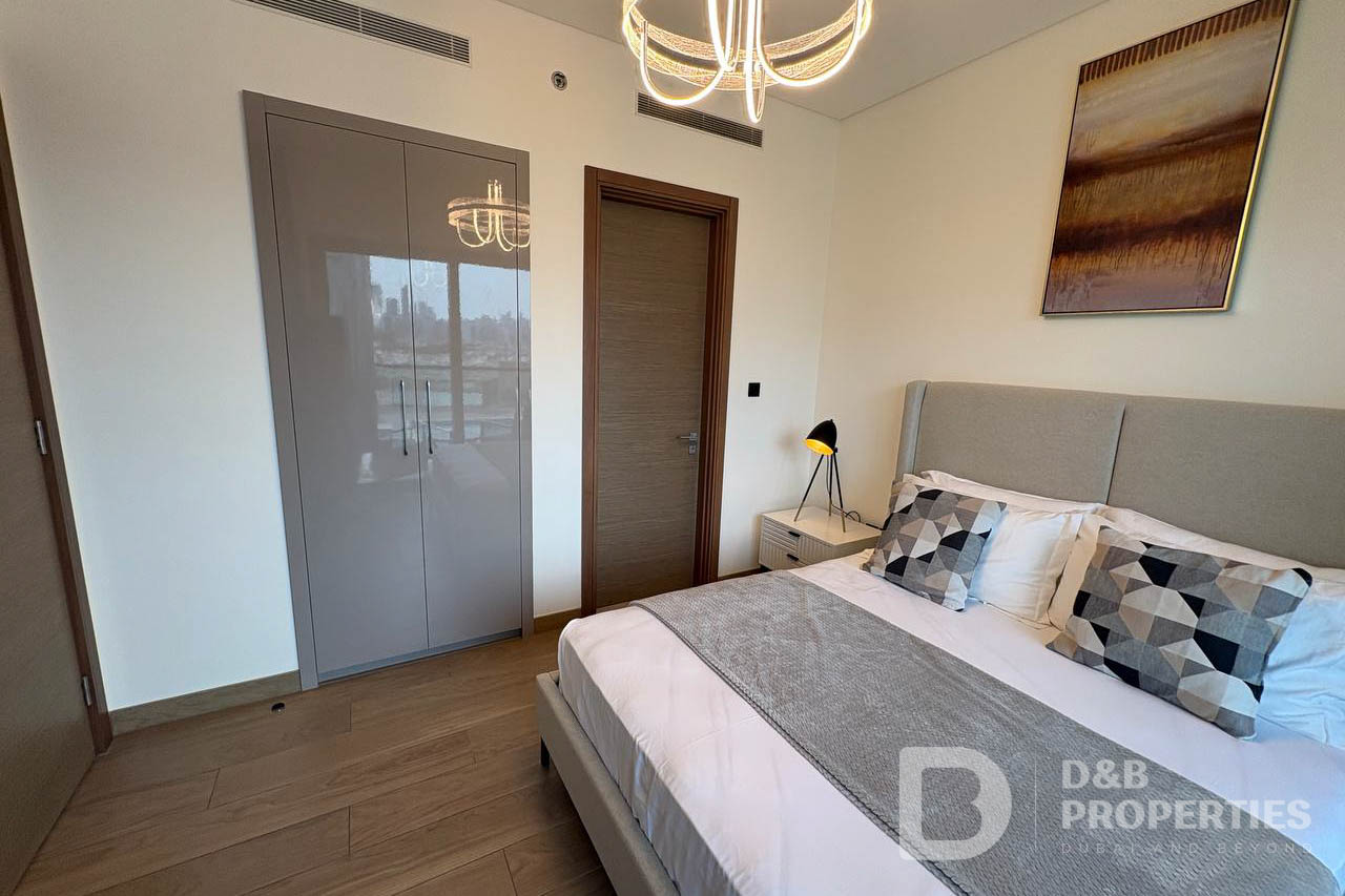 Low Floor | Unfurnished | Luxurious Amenities