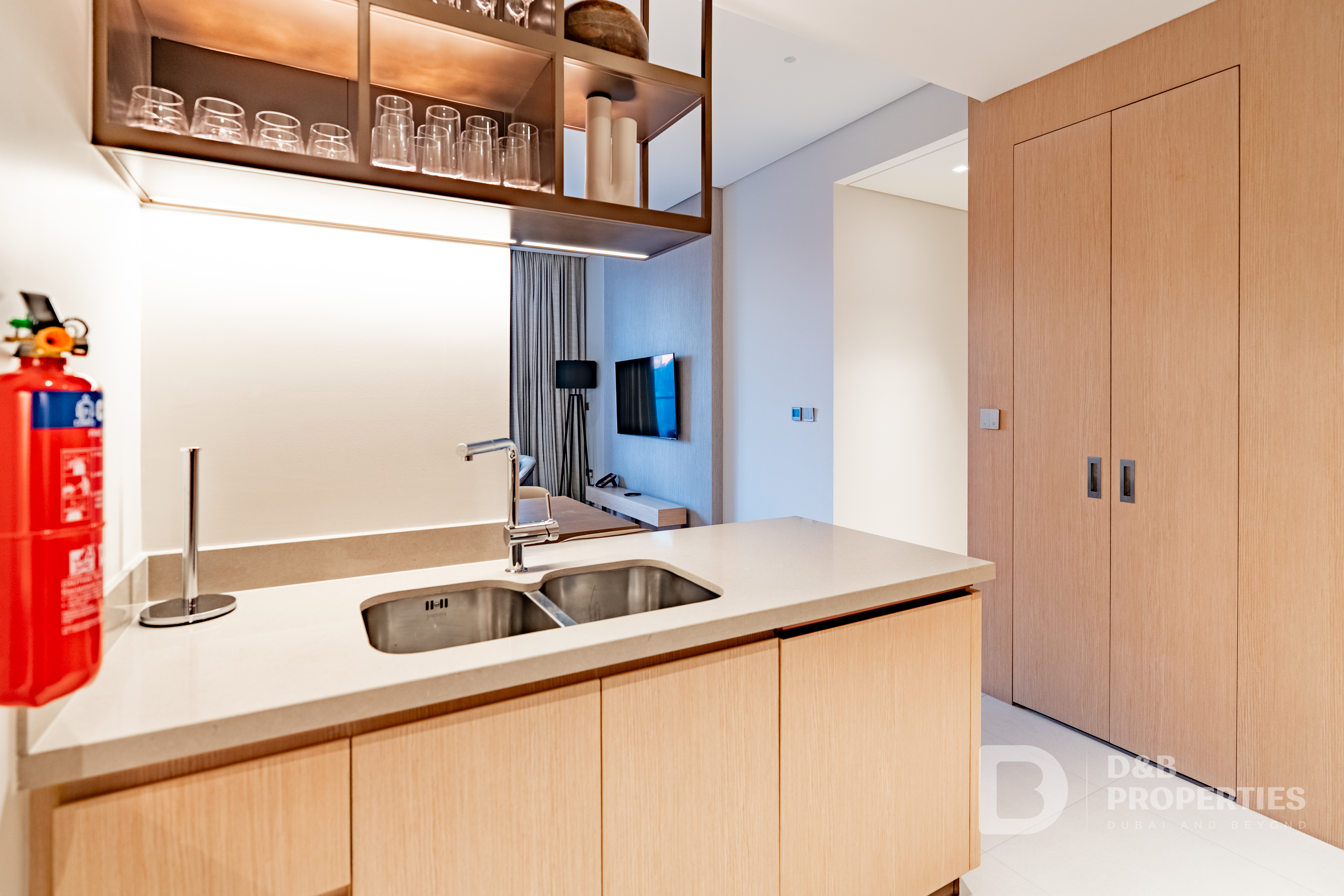 Luxury Apartment | High Floor | Vacant