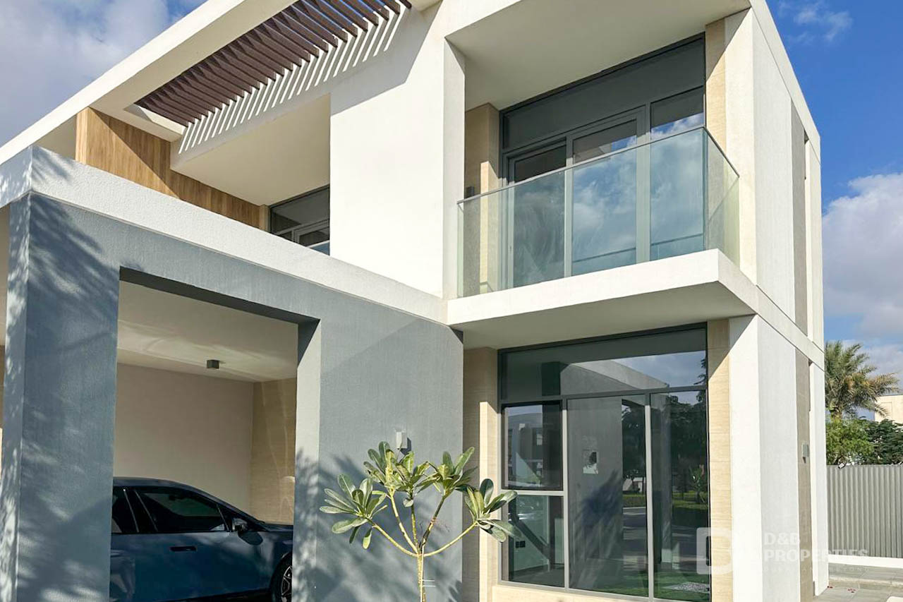 Corner Unit | Spacious Layout | Siraj Collection