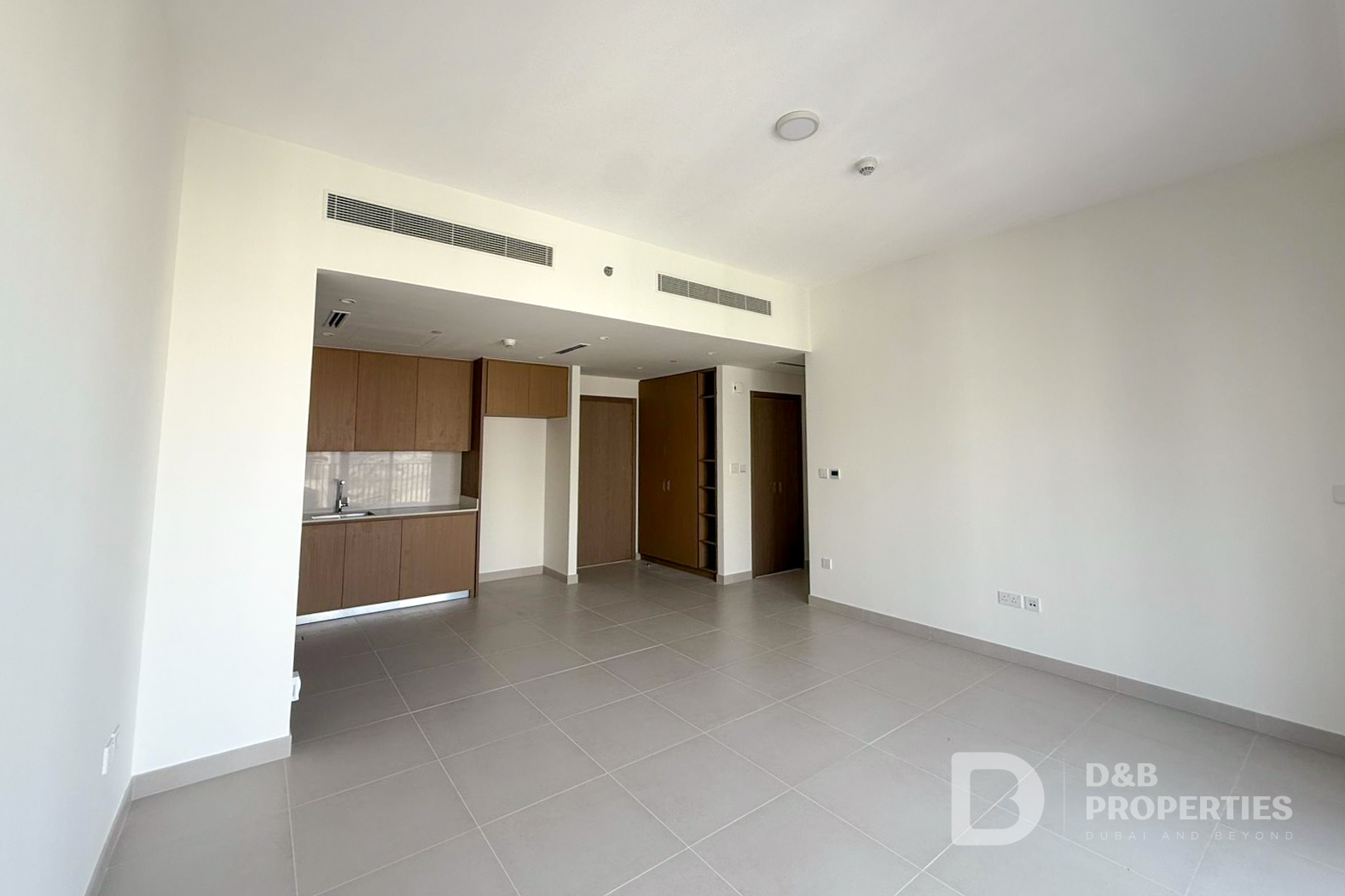 Brand New | Bright and Spacious | Beach Access