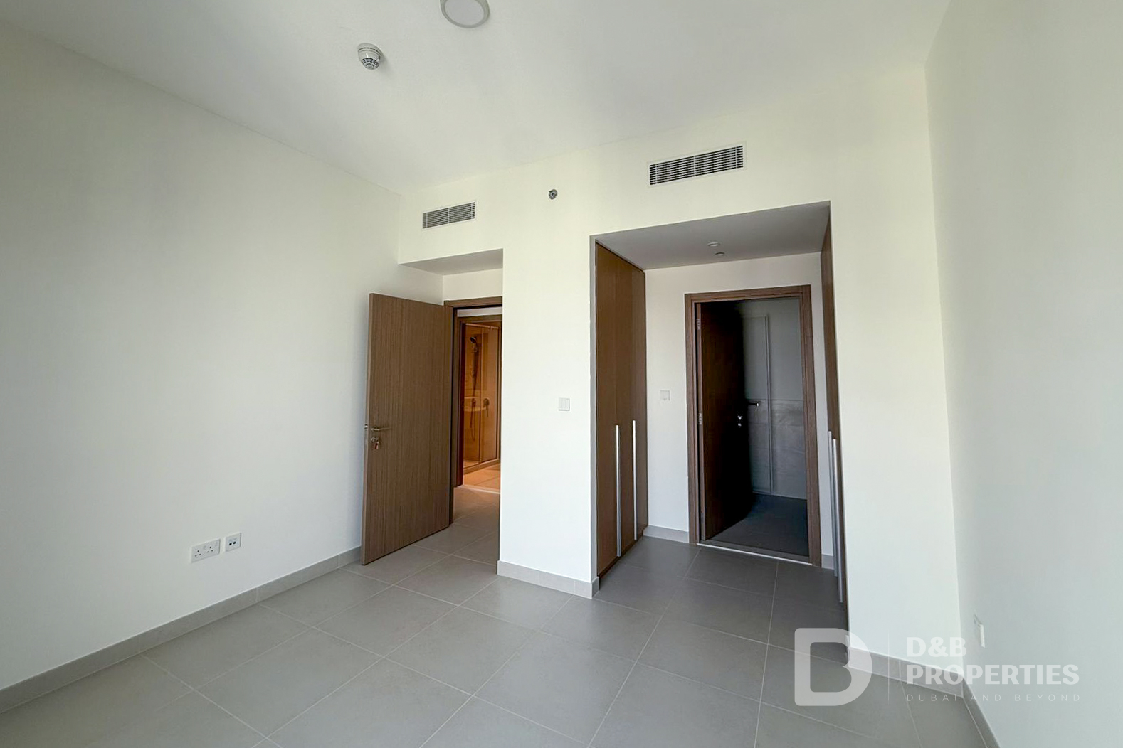 Brand New | Bright and Spacious | Beach Access