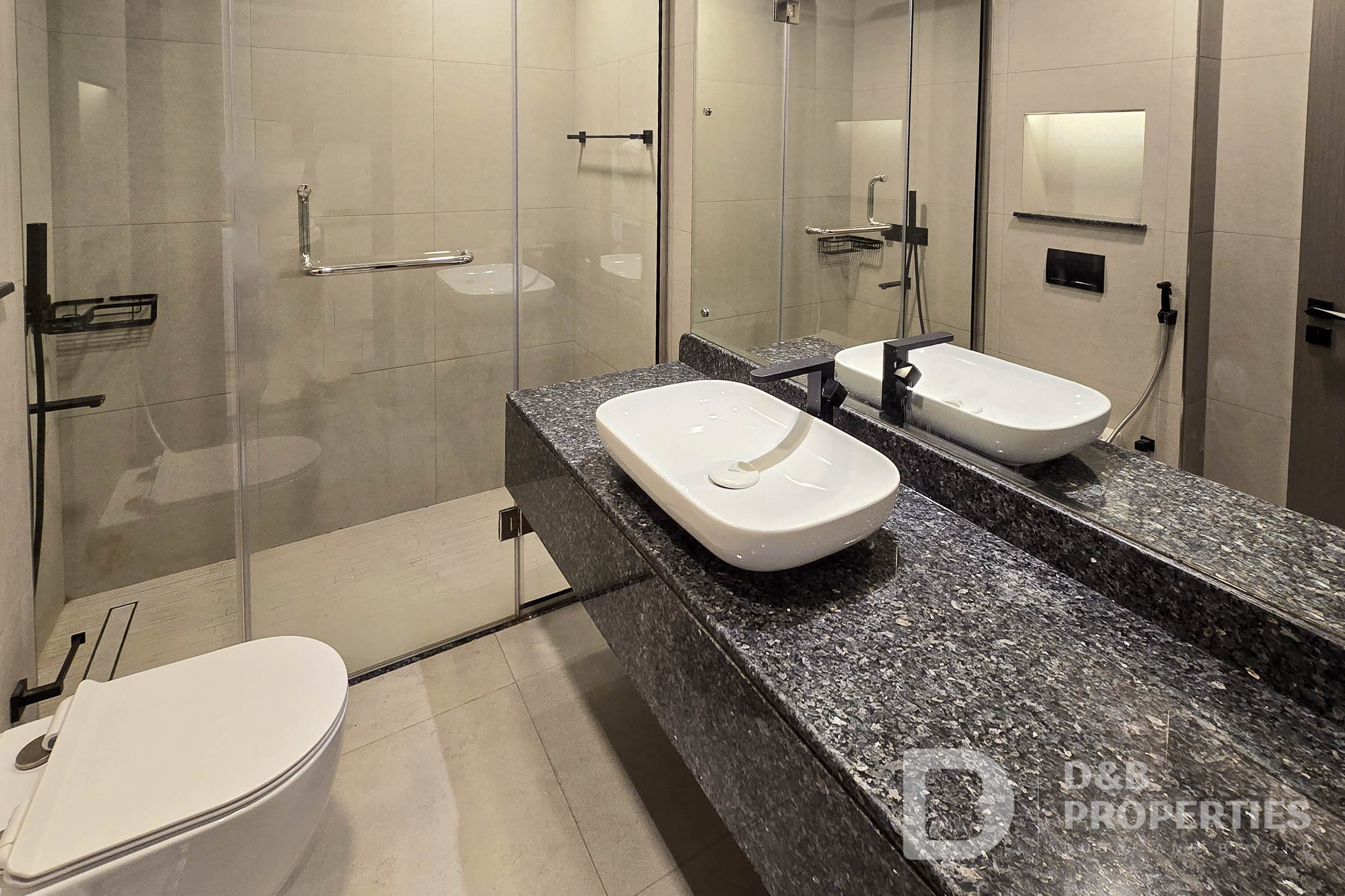 Flexible Cheques | Pool View | Kitchen Equipped