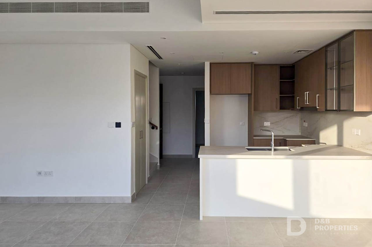 Brand New | Family Living | Multiple Cheques