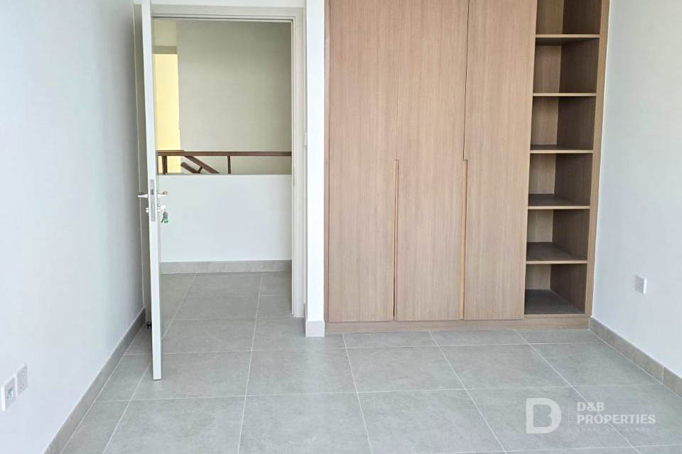 Brand New | Family Living | Multiple Cheques