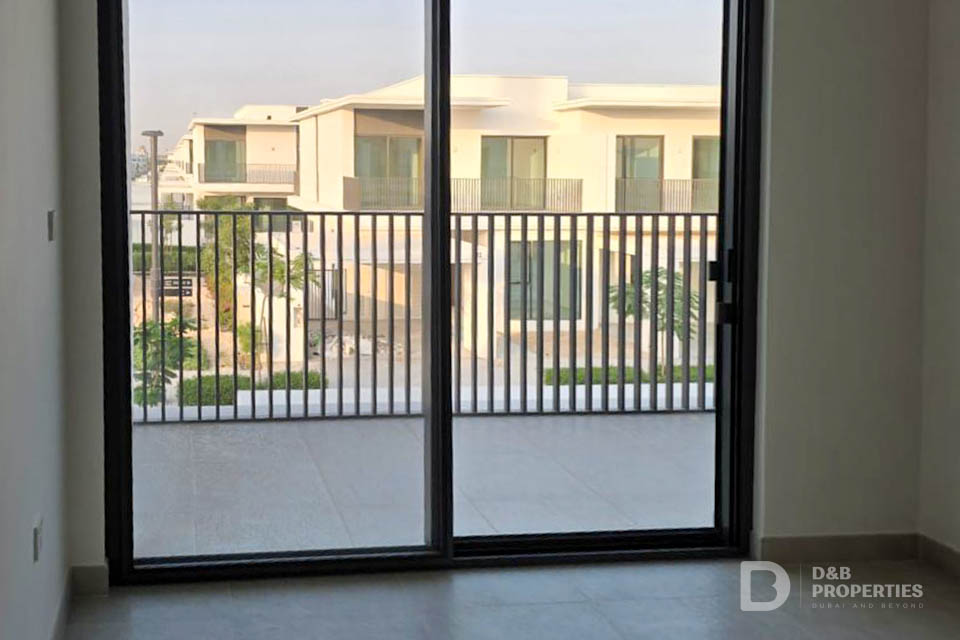 Brand New | Family Living | Multiple Cheques